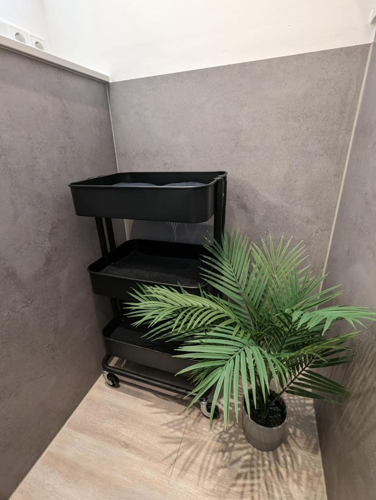 Feeling Apartment Хам Екстериор снимка